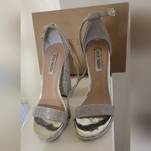 Steve Madden Silver Heels